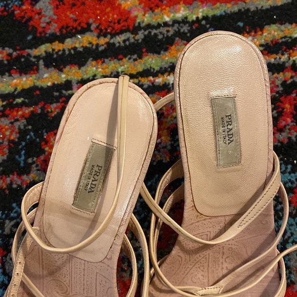 PRADA KITTEN HEELS - Picture 2 of 5